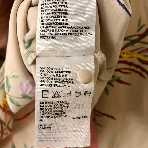 H&M Cream Floral Mock Neck Long Sleeve Blouse Size XS - Picture 12 of 13